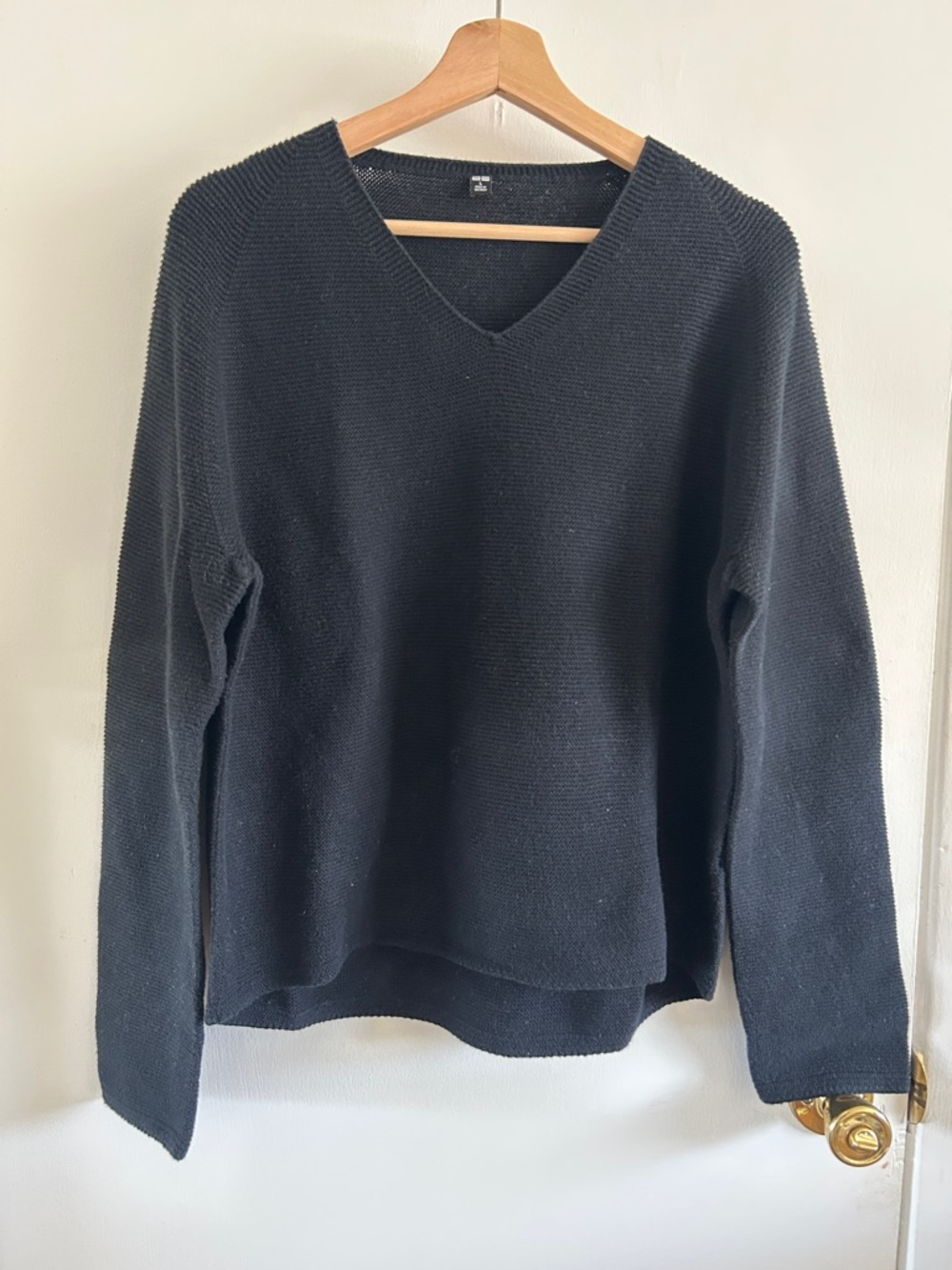 Uniqlo 3D knit cotton sweater in black - Women’s L